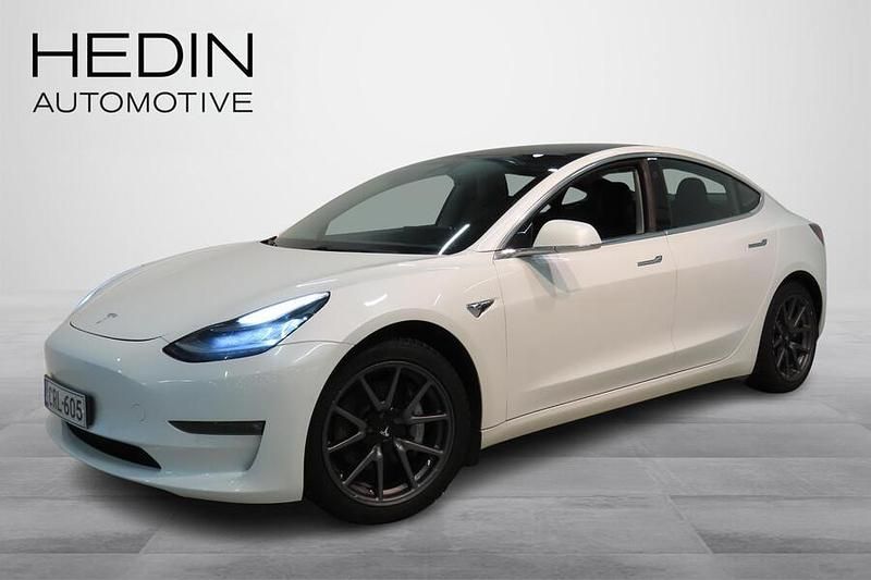 Valkoinen Käytetty 2019 Tesla Model 3 Sedan | 20 480 € (Perustarjous) - Kuva 1/4
