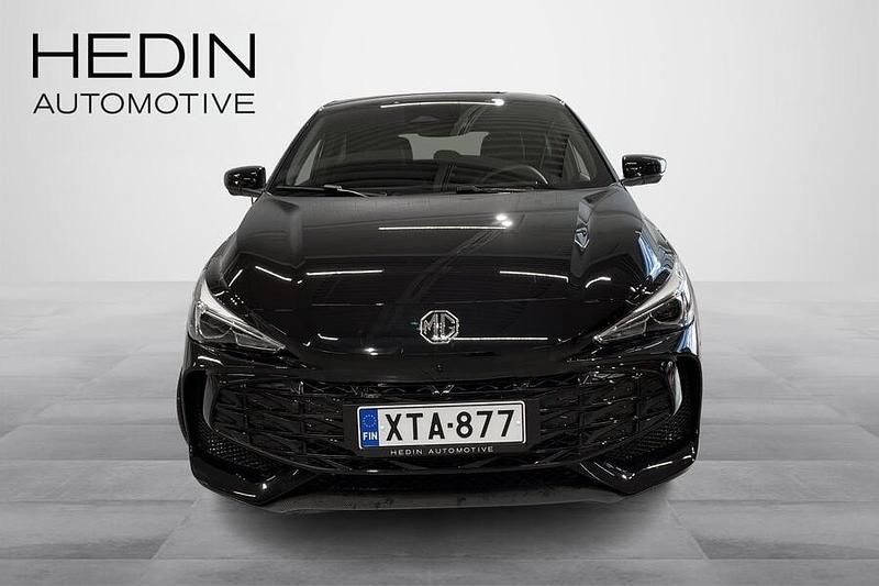 Uusi MG MG3 Luxury 194 HP (142 kW) 2025 Musta Viistoperä