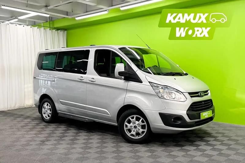 Käytetty Ford Tourneo Titanium 125 HP (91 kW) 2014 Hopea / harmaa Tila-auto