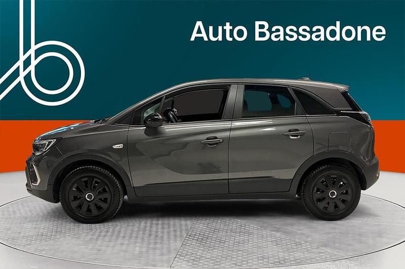 Käytetty Opel Crossland Comfort 131 HP (96 kW) 2021 Katumaasturi