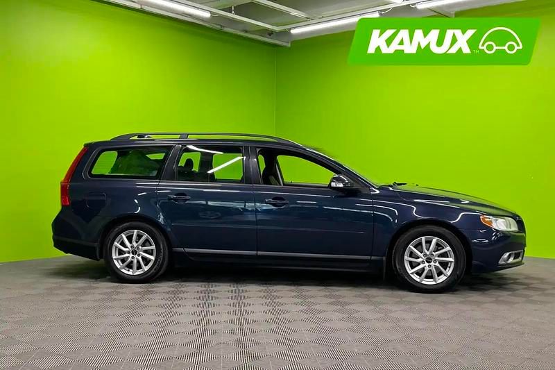 Käytetty Volvo V70 109 HP (80 kW) 2010 Sininen Farmari