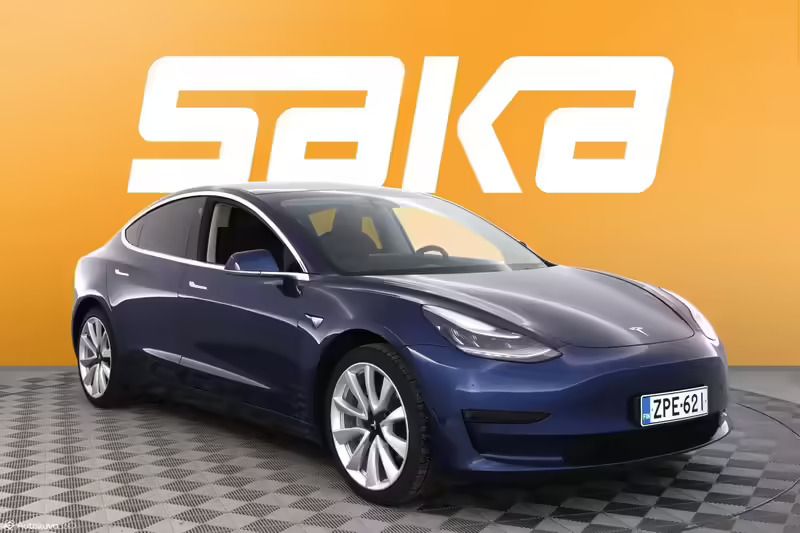 Valkoinen Käytetty 2020 Tesla Model 3 Standard Range Plus Sedan | 21 990 € (Supertarjous) - Kuva 1/3