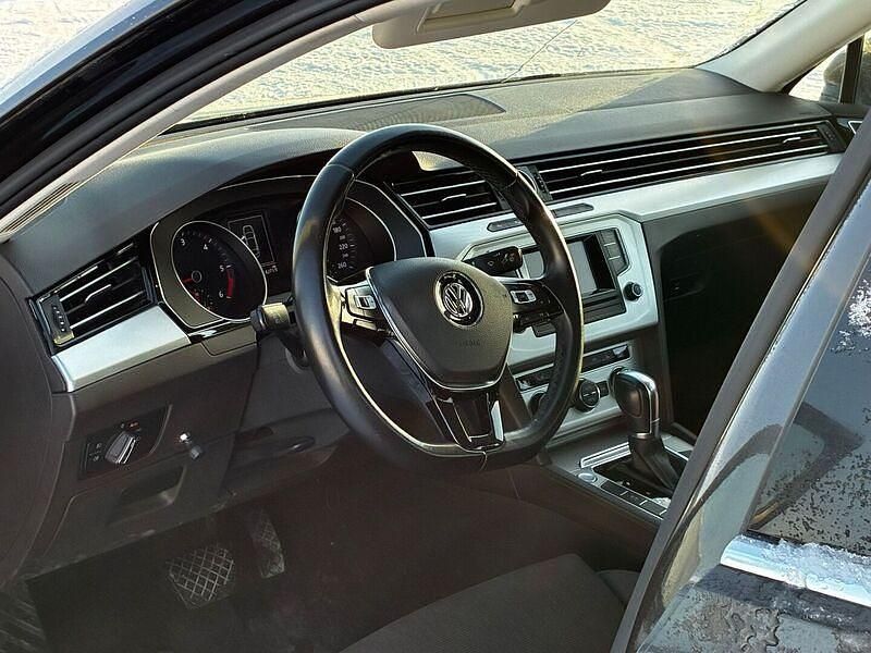Käytetty VW Passat Comfortline 120 HP (88 kW) 2015 Sedan