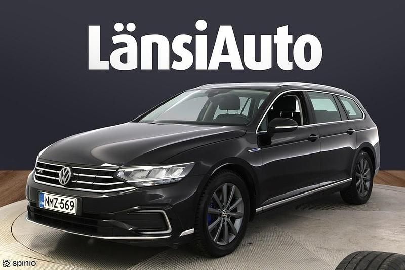 Käytetty 2020 VW Passat GTE Farmari | 18 860 € (Perustarjous) - Kuva 1/1