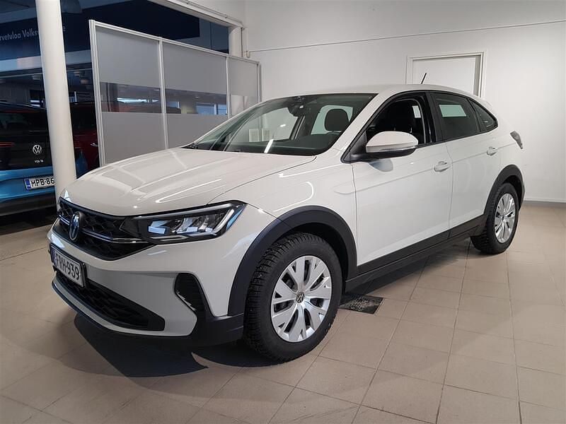 Käytetty VW Taigo Comfortline 95 HP (69 kW) 2023 Vihreä Katumaasturi