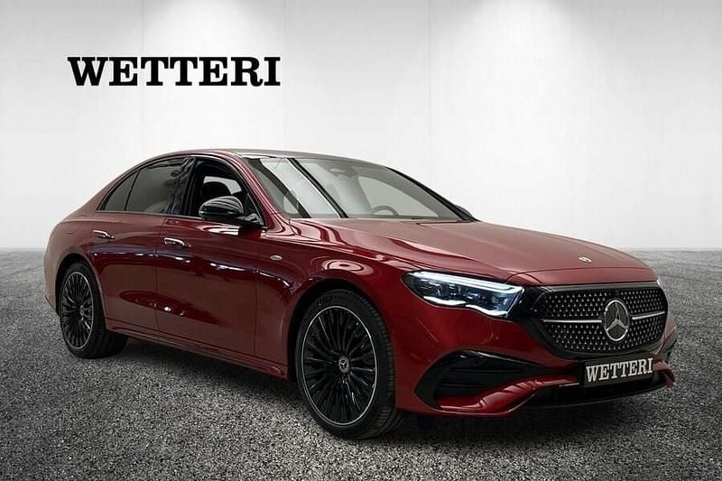 Käytetty Mercedes E300 Business 313 HP (230 kW) 2025 Punainen Sedan