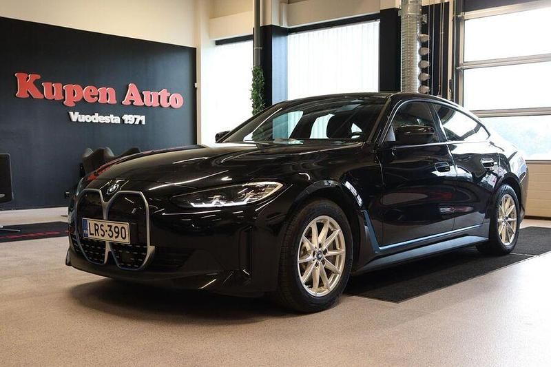 Käytetty 2023 BMW i4 Sedan | 38 600 € (Hyvä tarjous) - Kuva 1/4
