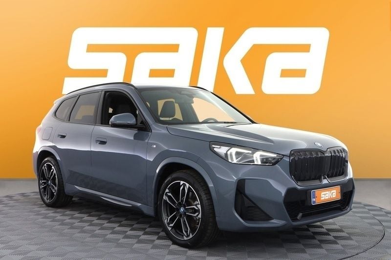 Käytetty 2023 BMW iX1 Comfort Edition Katumaasturi | 46 900 € (Hieman kallis) - Kuva 1/3