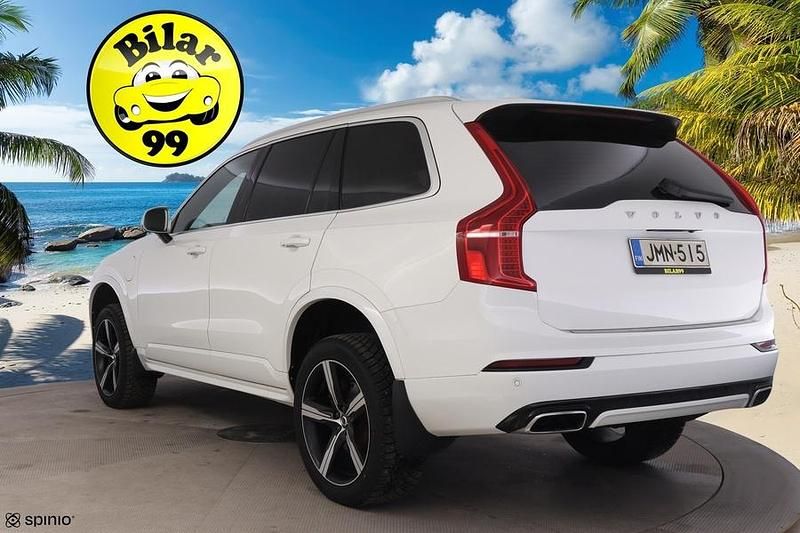 Käytetty Volvo XC90 R-Design 303 HP (222 kW) 2018 Katumaasturi