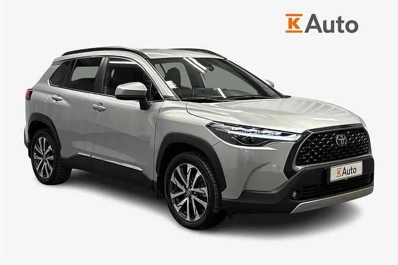 Käytetty Toyota Corolla Cross Limited 140 HP (102 kW) 2025 Katumaasturi