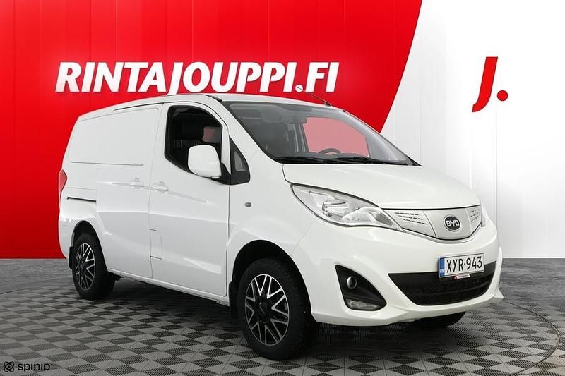Käytetty BYD ETP3 100 kW (136 HP) 2023 Van