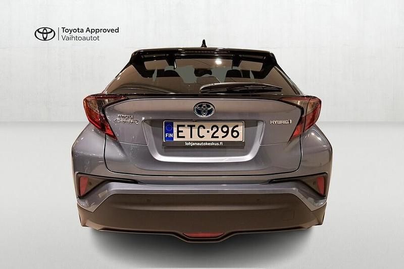Käytetty Toyota C-HR Edition 122 HP (89 kW) 2020 Harmaa Katumaasturi