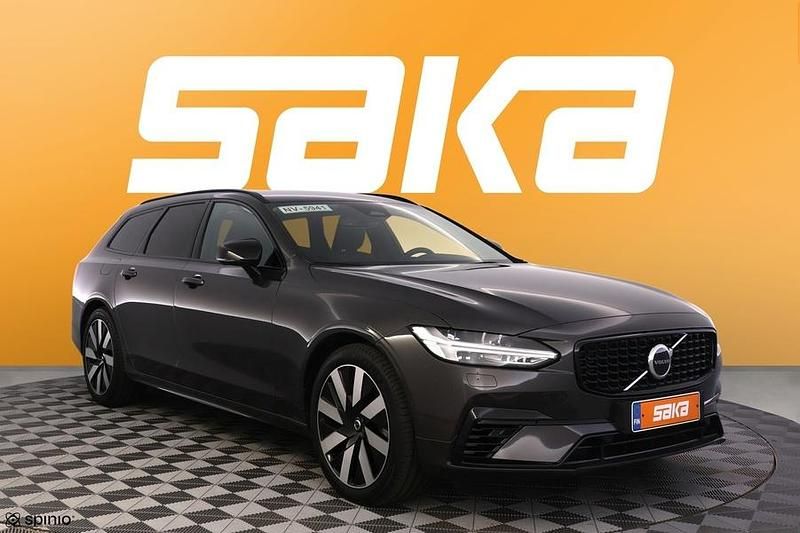 Käytetty 2025 Volvo V90 Plus Farmari | 46 900 € (Hieman kallis) - Kuva 1/3