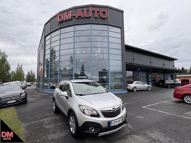 Hopea Käytetty 2016 Opel Mokka Katumaasturi | 10 490 € (Perustarjous) - Kuva 1/4