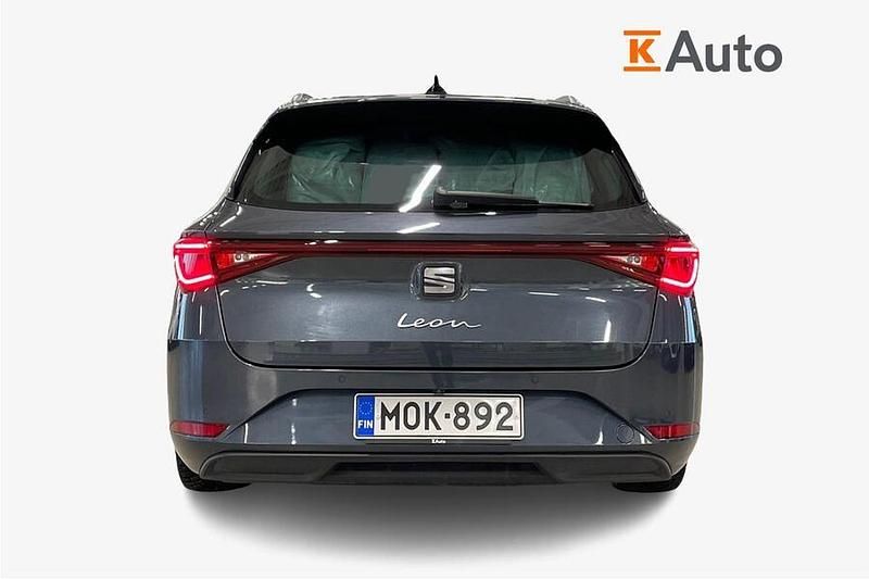 Käytetty Seat Leon XCELLENCE 131 HP (96 kW) 2022 Farmari