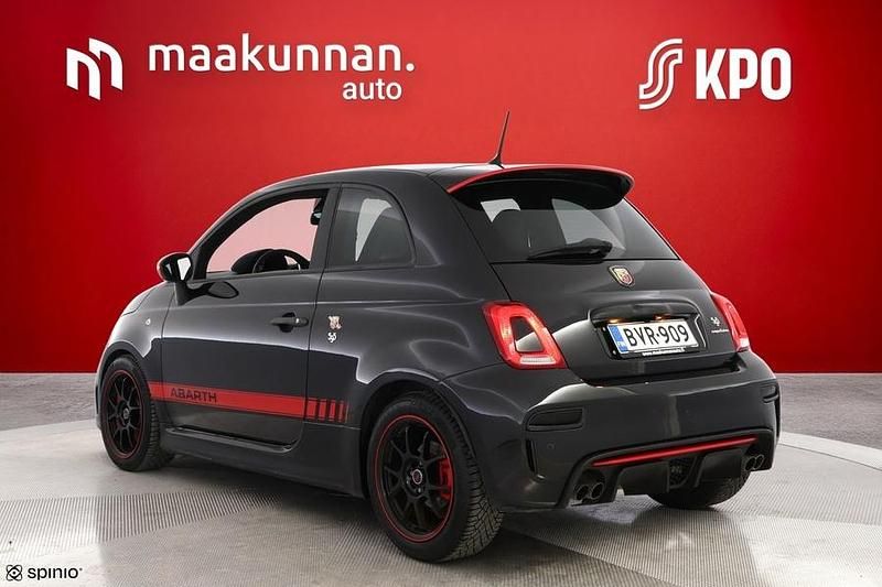 Käytetty Abarth 595 180 HP (132 kW) 2017 Musta Viistoperä