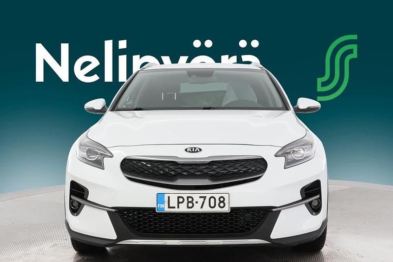 Käytetty Kia XCeed EX 140 HP (102 kW) 2020 Valkoinen Katumaasturi