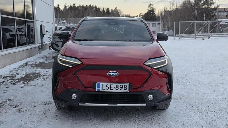Käytetty Subaru Solterra 160 kW (218 HP) 2023 Punainen Katumaasturi