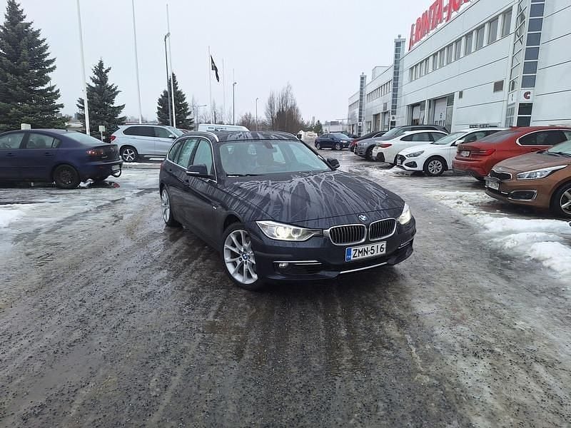 Käytetty BMW 330 Luxury Line 258 HP (189 kW) 2014 Farmari