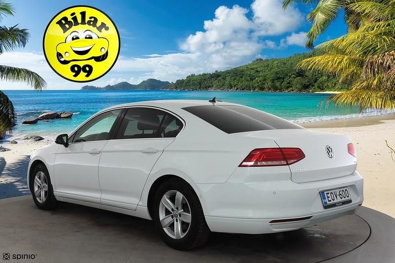 Käytetty VW Passat Comfortline 125 HP (91 kW) 2018 Sedan