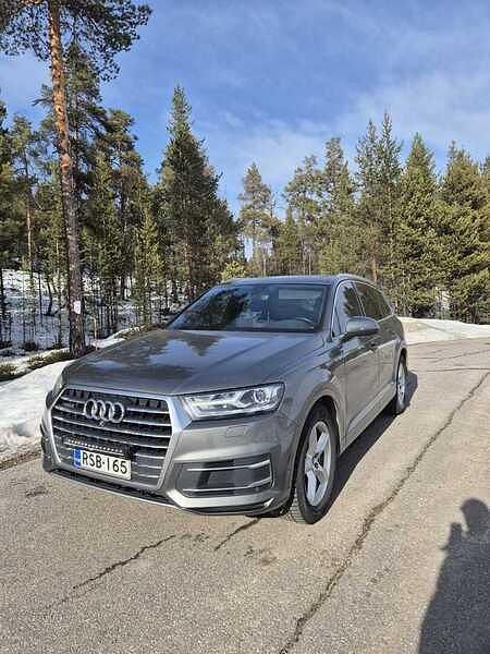 Käytetty Audi Q7 Business 272 HP (200 kW) 2016 Katumaasturi