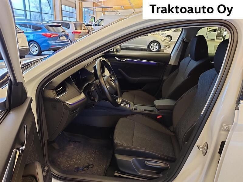 Käytetty Skoda Octavia Style 204 HP (150 kW) 2023 Valkoinen Farmari