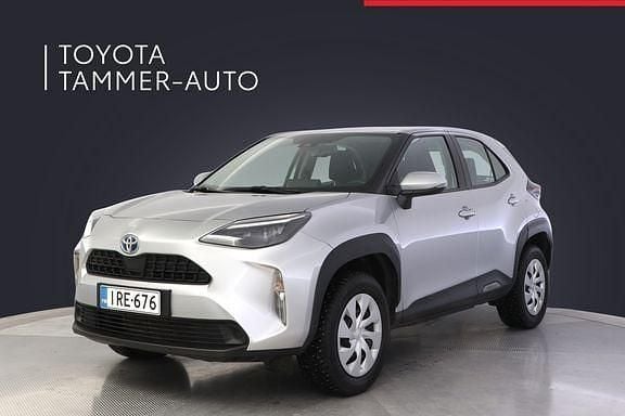 Hopea Käytetty 2023 Toyota Yaris Cross Active Katumaasturi | 26 480 € (Perustarjous) - Kuva 1/4