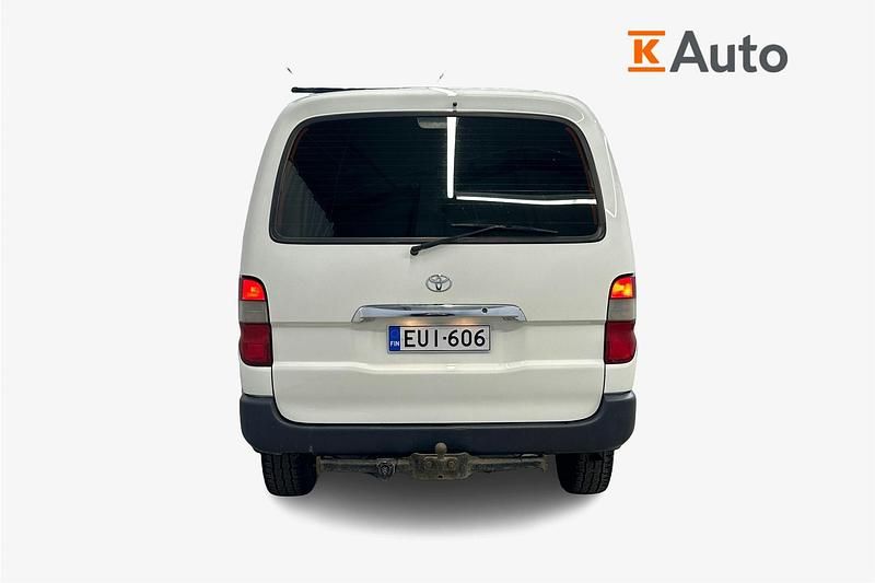 Käytetty Toyota HiAce 117 HP (86 kW) 2011 Valkoinen Van