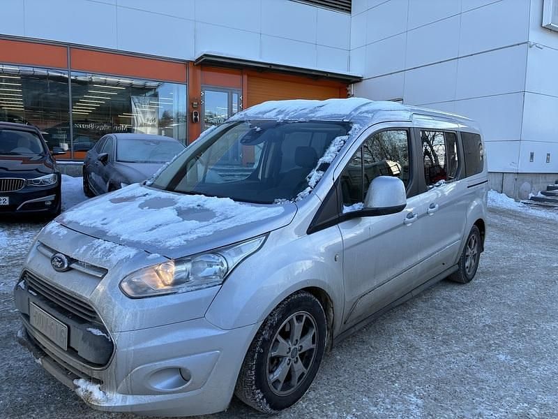 Käytetty Ford Grand Tourneo Connect Titanium 120 HP (88 kW) 2015 Tila-auto