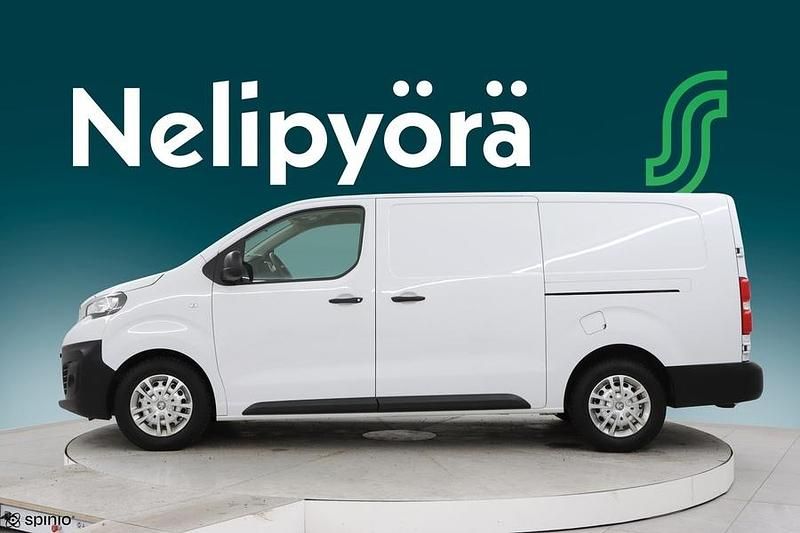 Käytetty Peugeot Expert S 144 HP (105 kW) 2022 Van