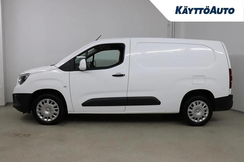 Käytetty Opel Combo Enjoy 139 HP (102 kW) 2020 Valkoinen Tila-auto