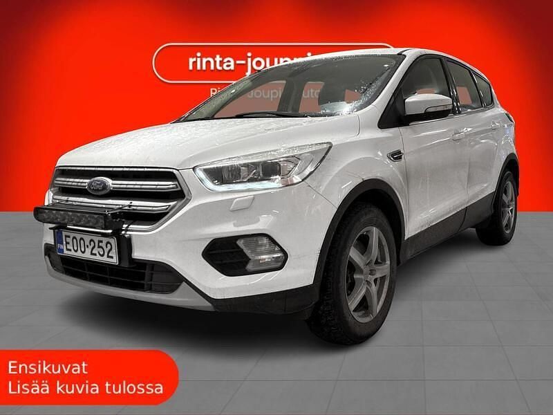 Käytetty 2017 Ford Kuga Titanium Katumaasturi | 10 900 € (Perustarjous) - Kuva 1/3