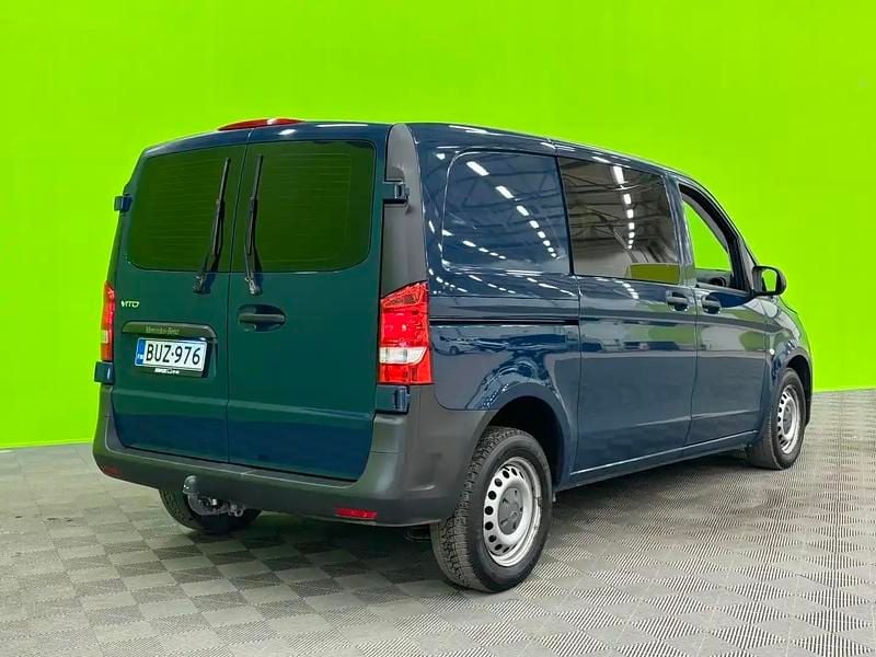 Käytetty Mercedes Vito 88 HP (64 kW) 2018 Sininen Van