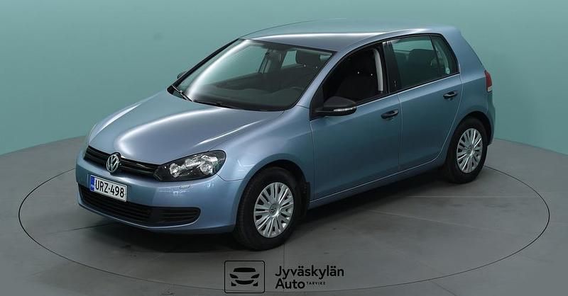 Käytetty VW Golf VII Trendline 86 HP (63 kW) 2012 Sininen Viistoperä