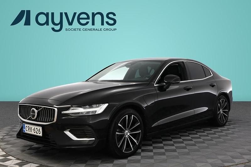 Musta Käytetty 2023 Volvo S60 Performance Sedan | 43 900 € (Perustarjous) - Kuva 1/4