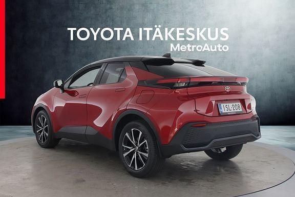Käytetty Toyota C-HR Edition 140 HP (102 kW) 2025 Punainen Katumaasturi
