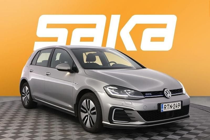 Käytetty VW Golf VII GTE 204 HP (150 kW) 2018 Viistoperä