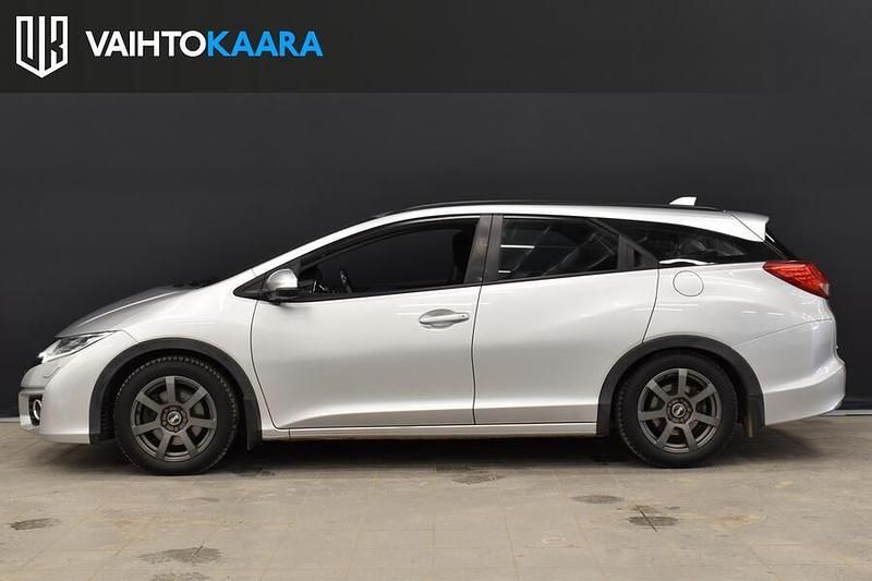 Käytetty Honda Civic 120 HP (88 kW) 2015 Farmari