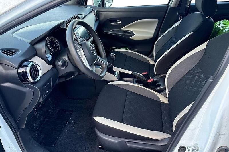 Käytetty Nissan Micra Acenta 71 HP (52 kW) 2018 Viistoperä