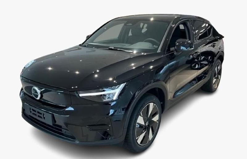 Musta Käytetty 2024 Volvo EC40 Plus Katumaasturi | 46 900 € (Perustarjous) - Kuva 1/3