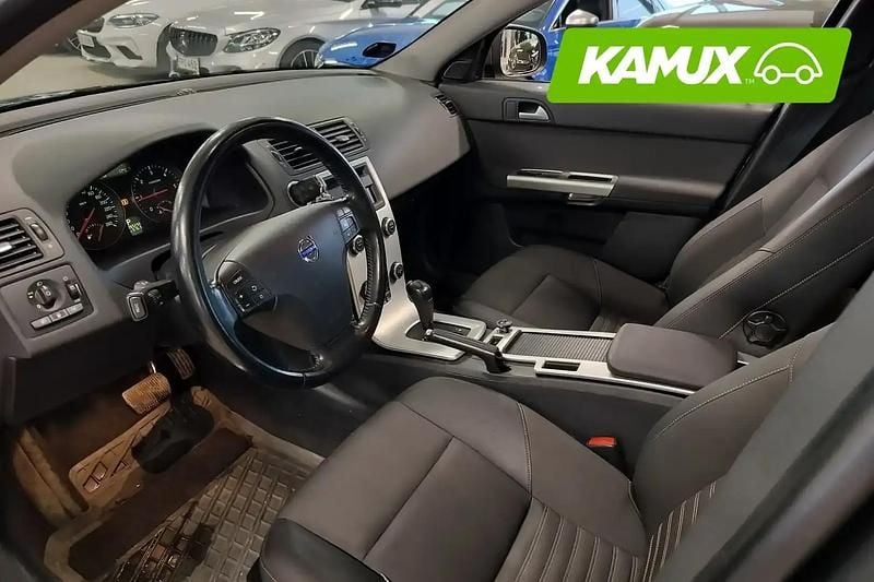 Käytetty Volvo V50 Momentum 136 HP (100 kW) 2010 Hopea / harmaa Farmari