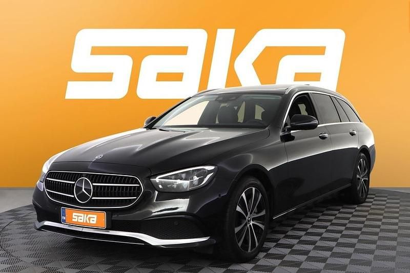 Käytetty Mercedes E300 Avantgarde 313 HP (230 kW) 2022 Farmari