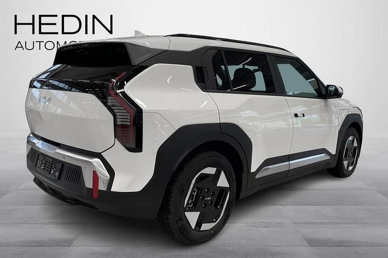 Uusi Kia EV3 Earth 150 kW (204 HP) 2025 Katumaasturi