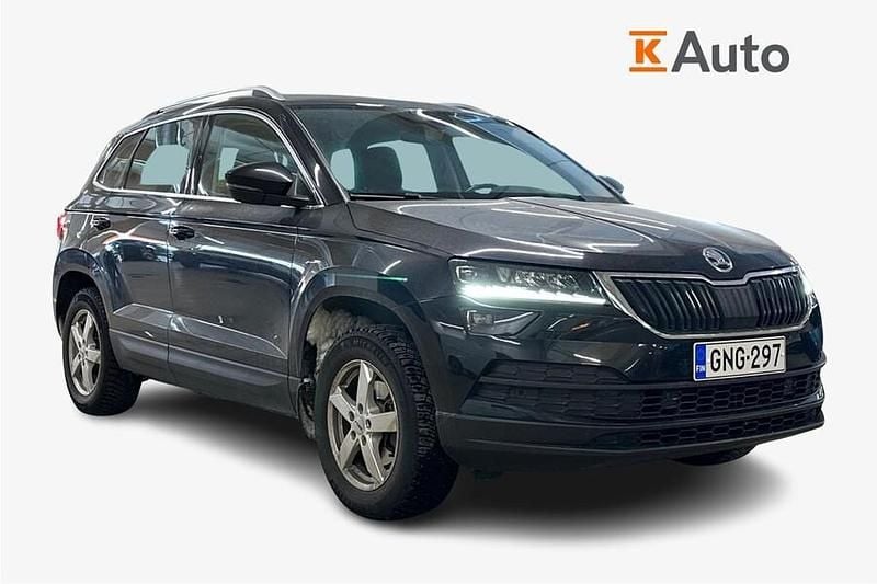 Käytetty Skoda Karoq Style 150 HP (110 kW) 2019 Musta Katumaasturi