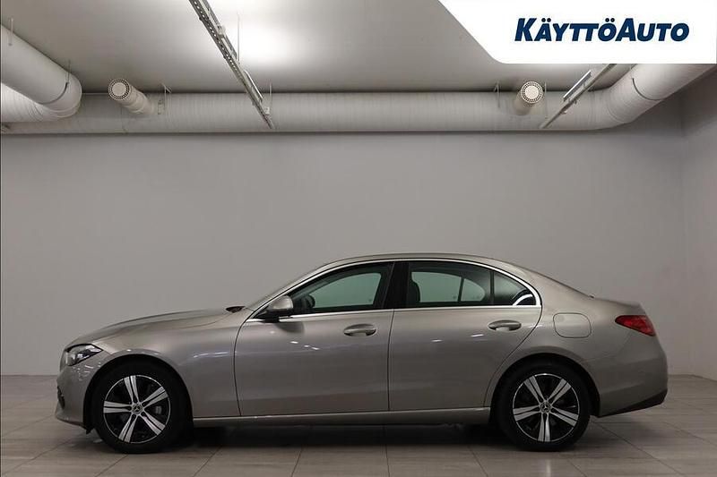 Käytetty Mercedes C300e Business 204 HP (150 kW) 2023 Harmaa Sedan