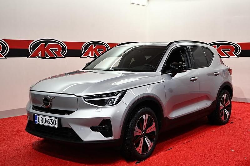 Käytetty Volvo XC40 Ultimate 300 kW (408 HP) 2023 Harmaa Katumaasturi