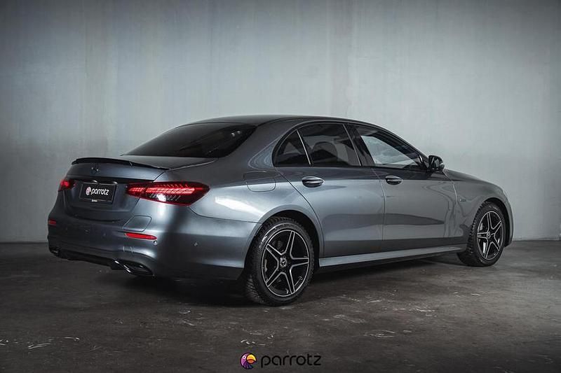 Käytetty Mercedes E300 AMG 194 HP (142 kW) 2021 Sedan