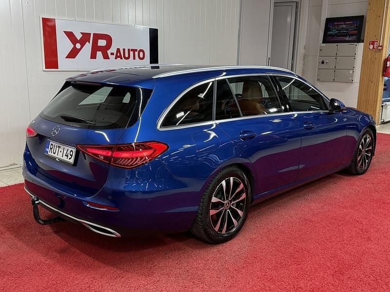 Käytetty Mercedes C180 Business 170 HP (125 kW) 2022 Farmari