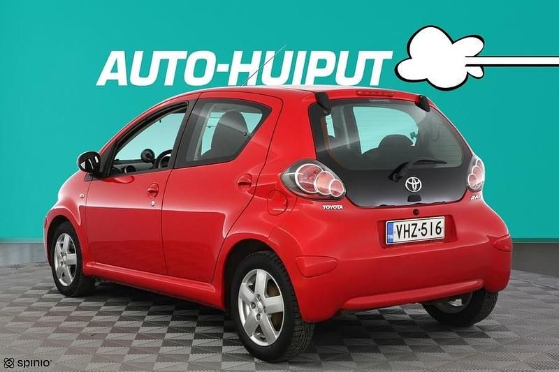 Käytetty Toyota Aygo 68 HP (50 kW) 2010 Viistoperä