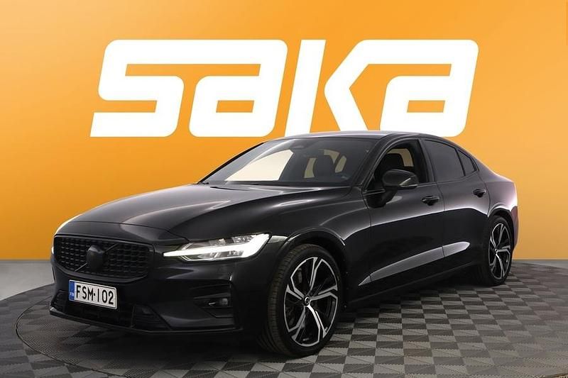 Käytetty Volvo S60 Business Edition 250 HP (183 kW) 2023 Sedan